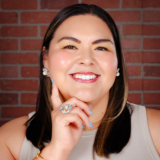 Bertha Flores headshot